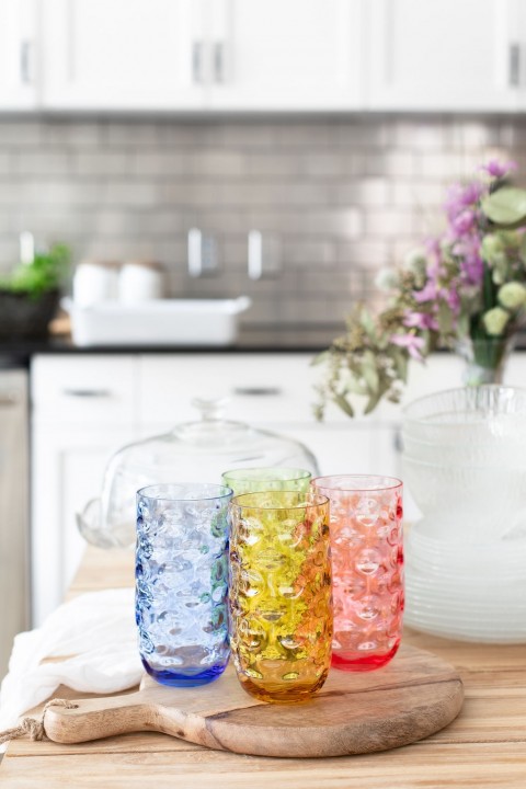 Impression Plastic Tumblers, 20 oz, 4 Pack (Assorted Colors)